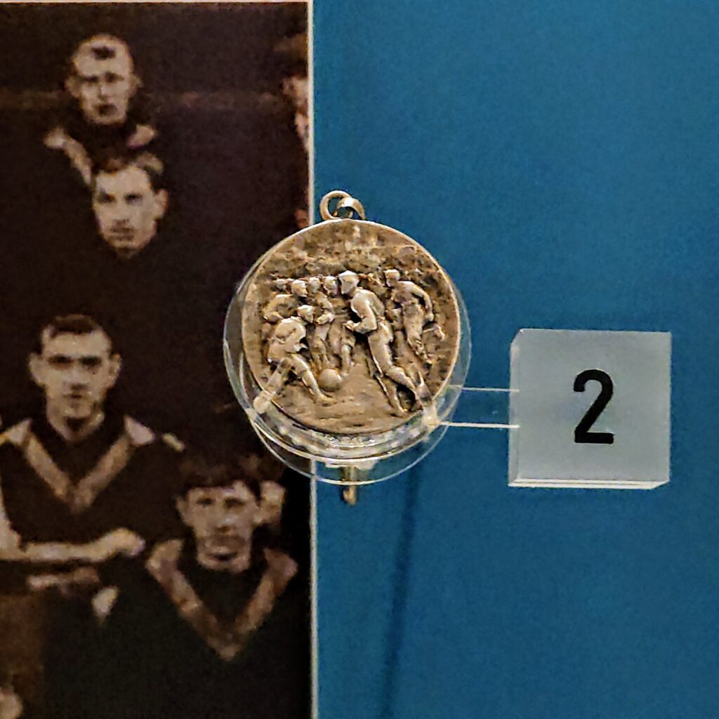 Sir Thomas Lipton Trophy medal