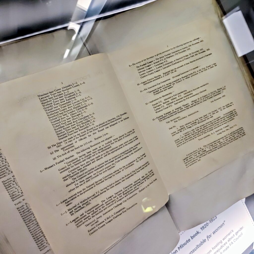 FA minute book 1921