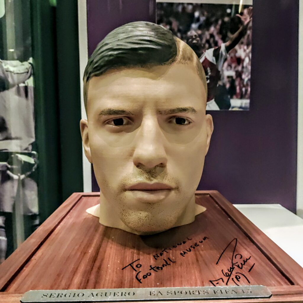 Sergio Aguero FIFA head